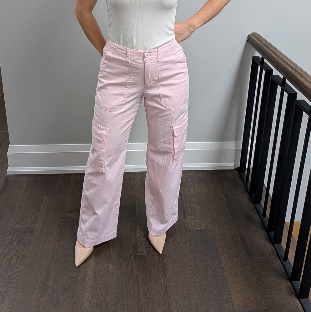 Pink Universal Thread Women's Cargo Pants Size 4